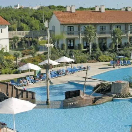 Portaventura El Paso - Includes Unlimited Access To Portaventura Park & 1 Access To Ferrari Land Otel Salou