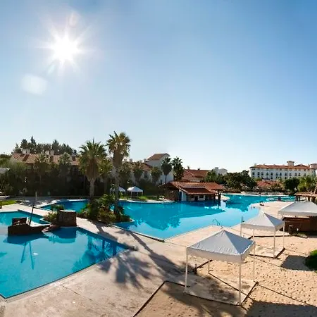 Portaventura El Paso - Includes Unlimited Access To Portaventura Park & 1 Access To Ferrari Land 4* Salou