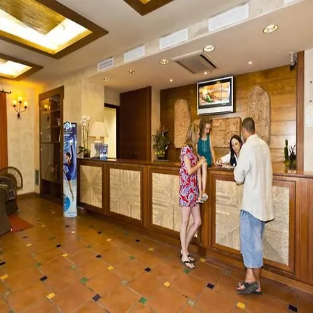 Otel Portaventura El Paso - Includes Unlimited Access To Portaventura Park & 1 Access To Ferrari Land 4*